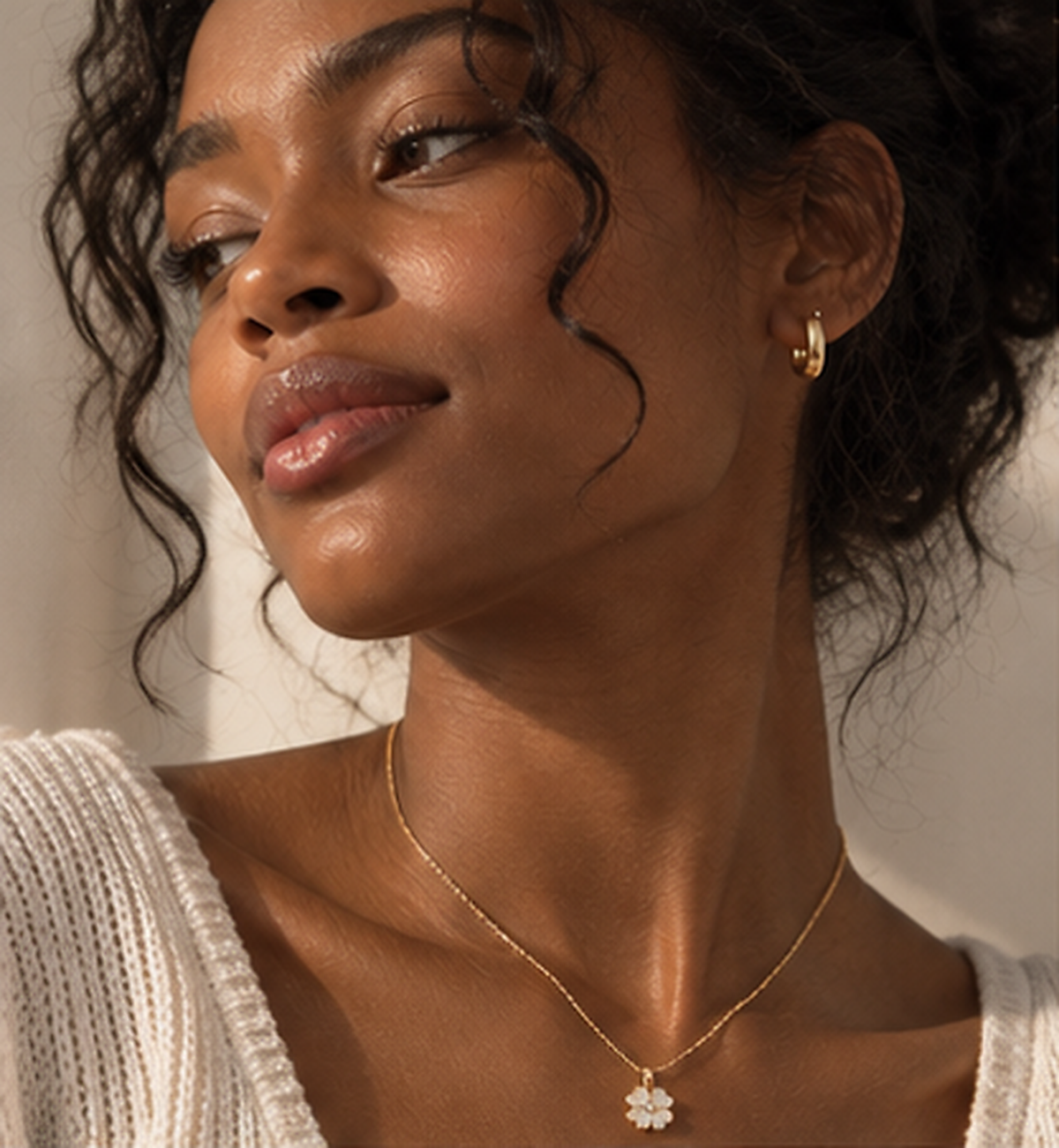 The Ivory Clover Necklace