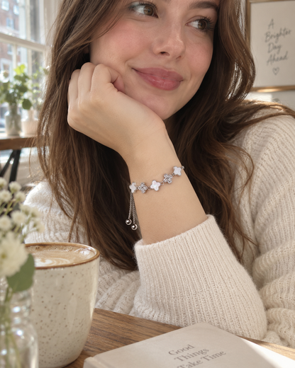 Pearlescent Clover Bracelet – Silver